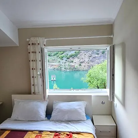 Appartement Koman_lakeview_apartments